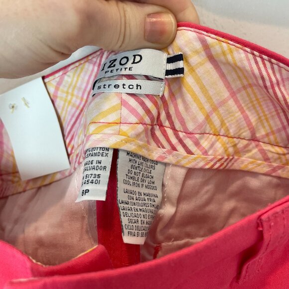 NWT IZOD capris 23" size 8P - bright pink - golf stretch - Picture 4 of 10